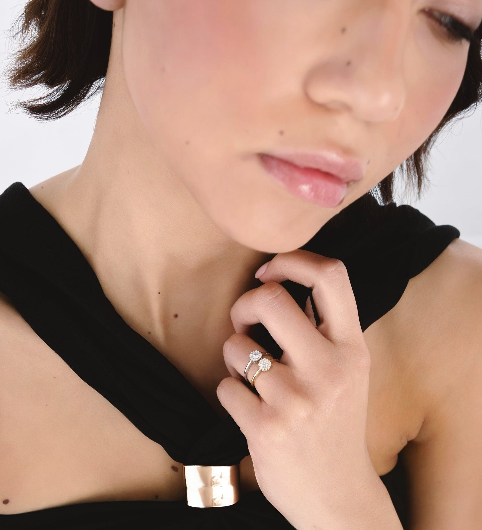 Anello con Zirconi Pavé in Oro 14K - GIOIELLO ITALIANO