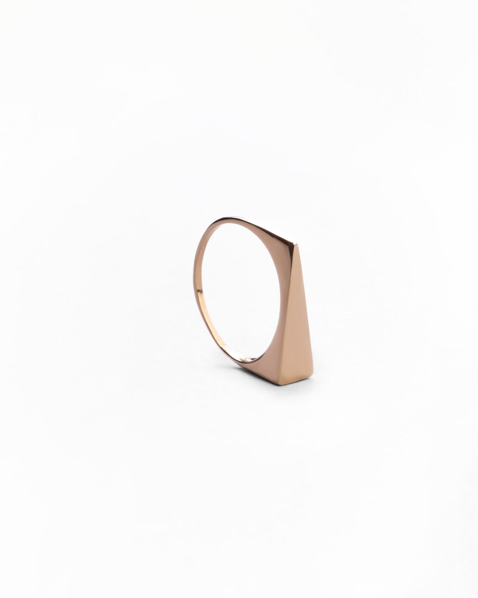Anello Geometrico Moderno in Oro 14K - GIOIELLO ITALIANO
