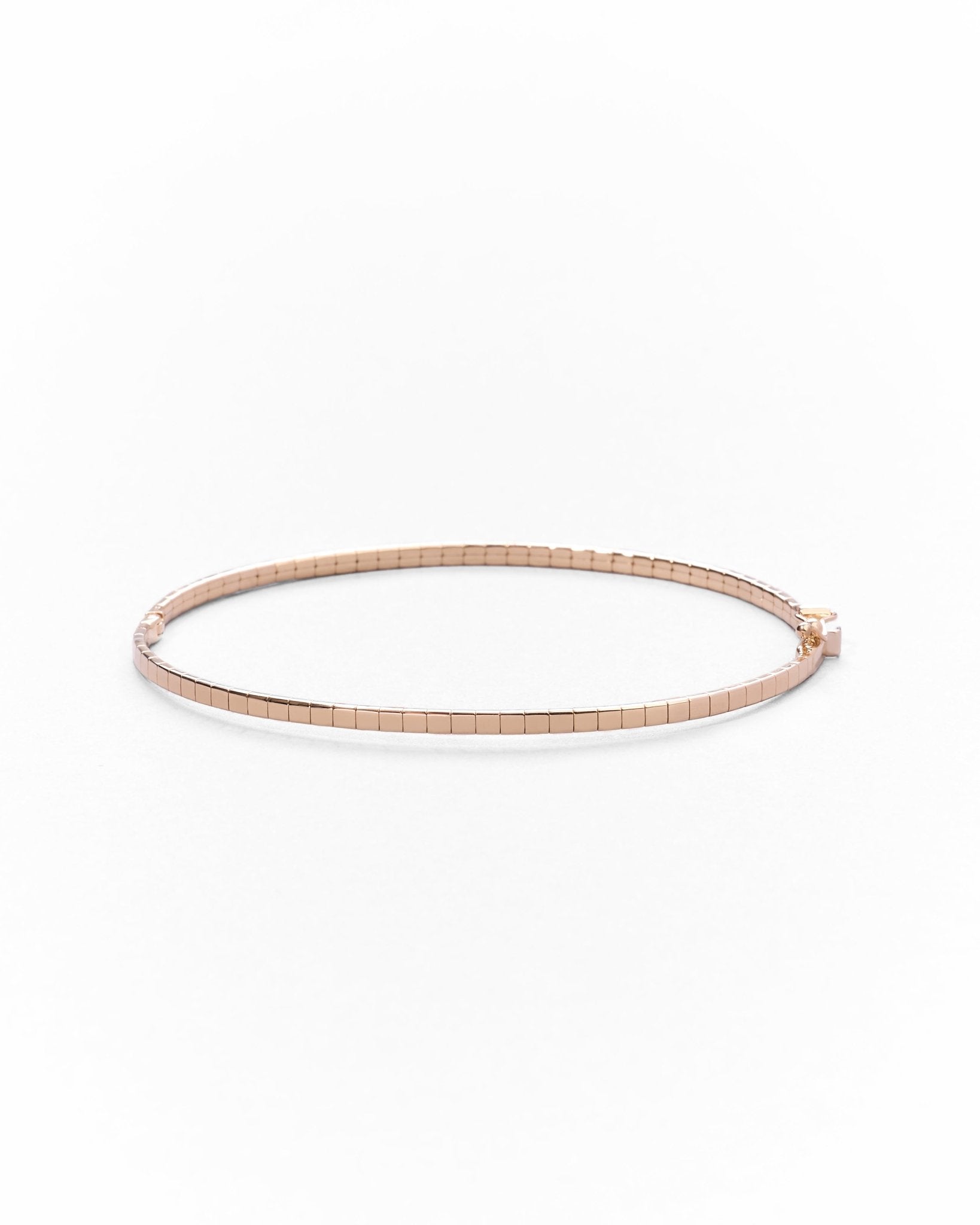 Bracciale Rigido Sottile in Oro 14K con Dettaglio Schiava - GIOIELLO ITALIANO
