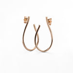Orecchini Eleganti con Forma Curvata in Oro 14K - GIOIELLO ITALIANO