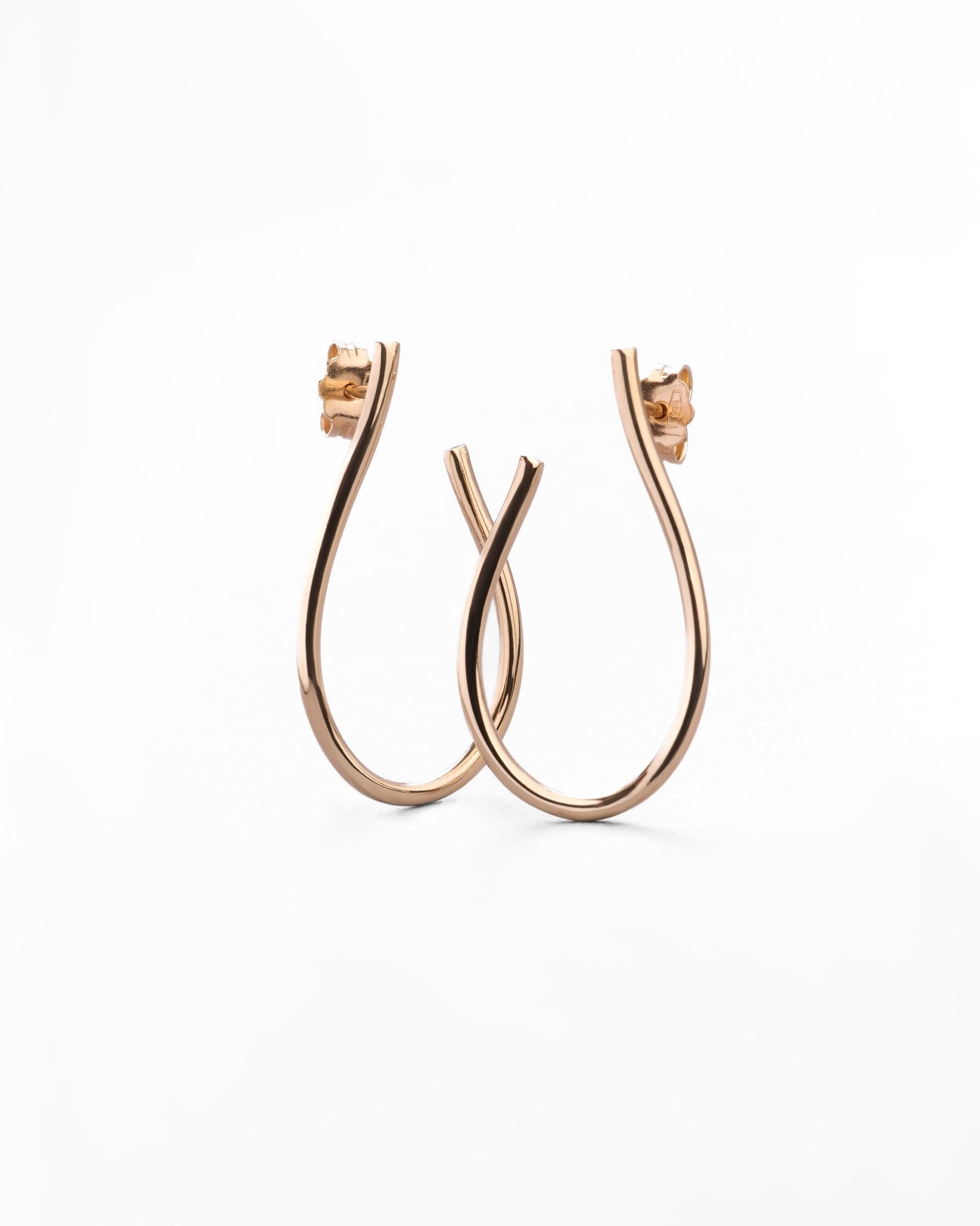 Orecchini Eleganti con Forma Curvata in Oro 14K - GIOIELLO ITALIANO