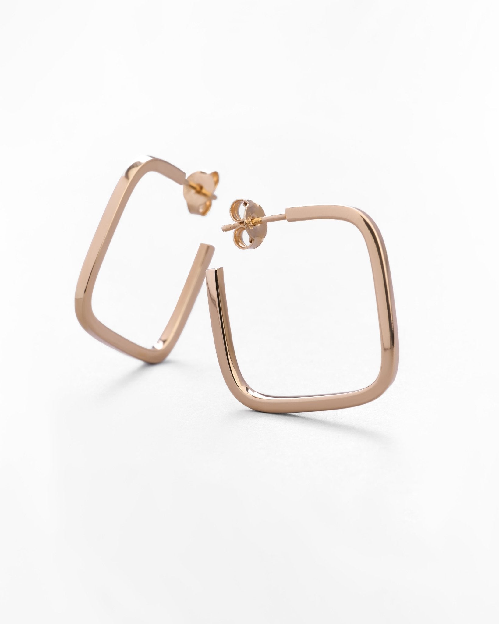 Orecchini Geometrici a Cerchio Quadrato in Oro 14K - GIOIELLO ITALIANO