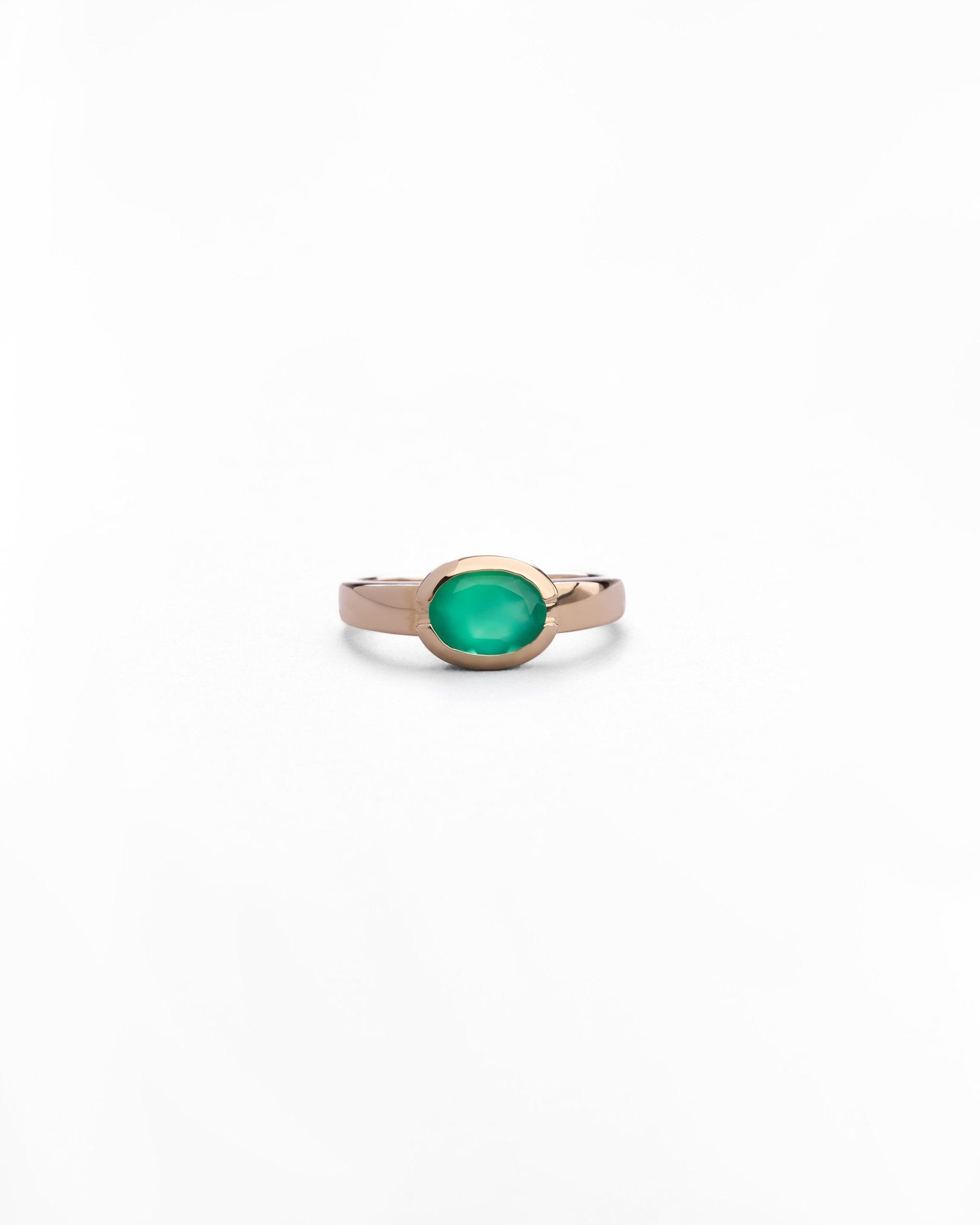 Anello con Grande Pietra Colorata in Oro 14K - GIOIELLO ITALIANO