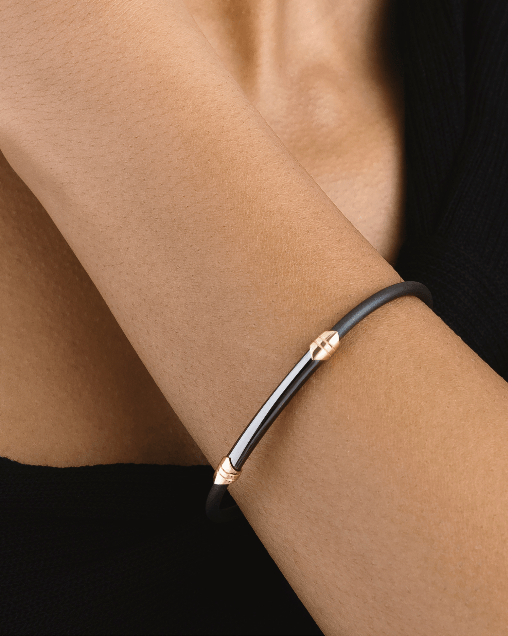 Bracciale da Uomo in Gomma e Oro 14K - GIOIELLO ITALIANO