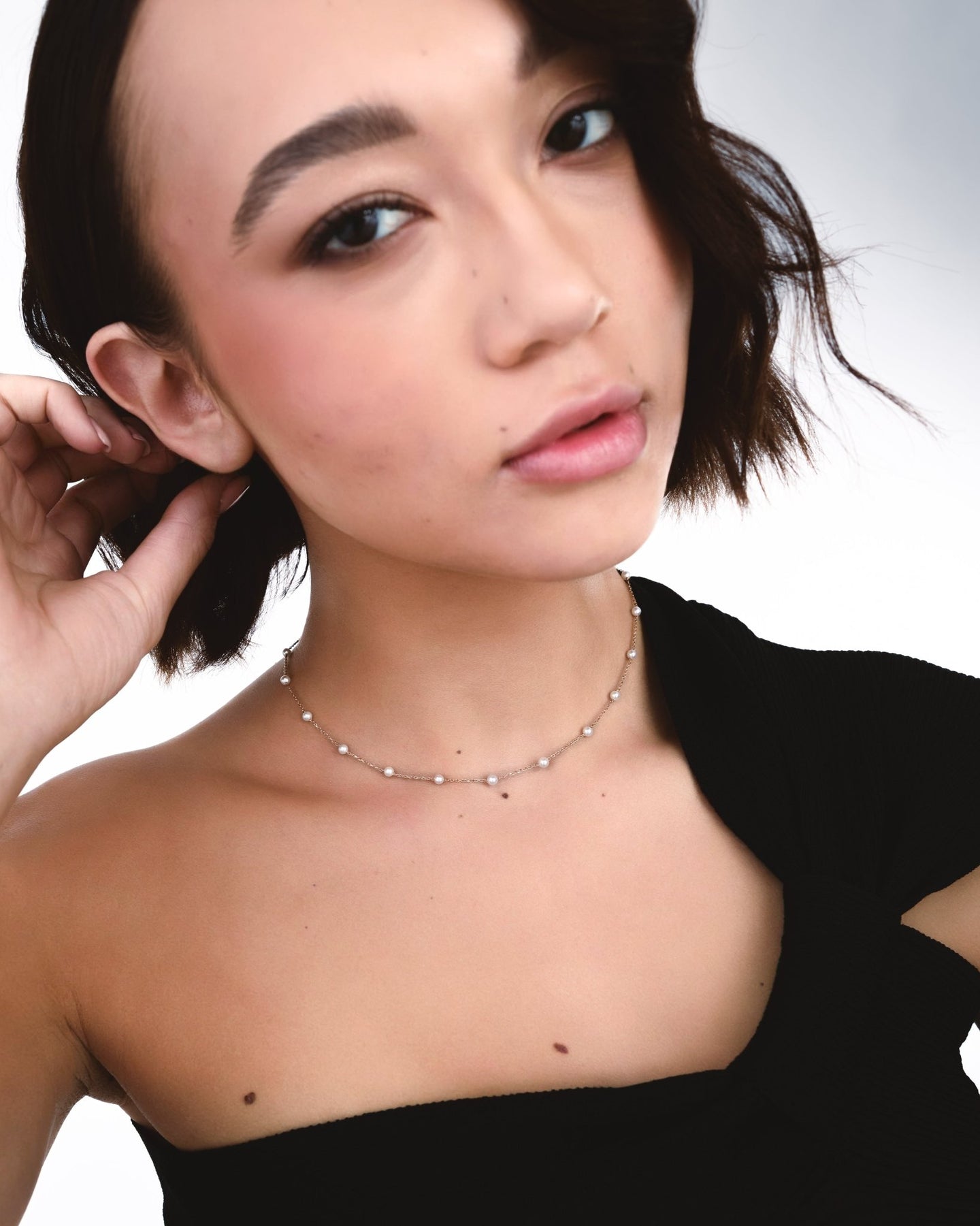 Kakonia Collana Girocollo Con Perla Bianca E Catena Oro 14K – Choker Elegante Per Donna In Ottone Placcato Oro – Gioiello Regalo