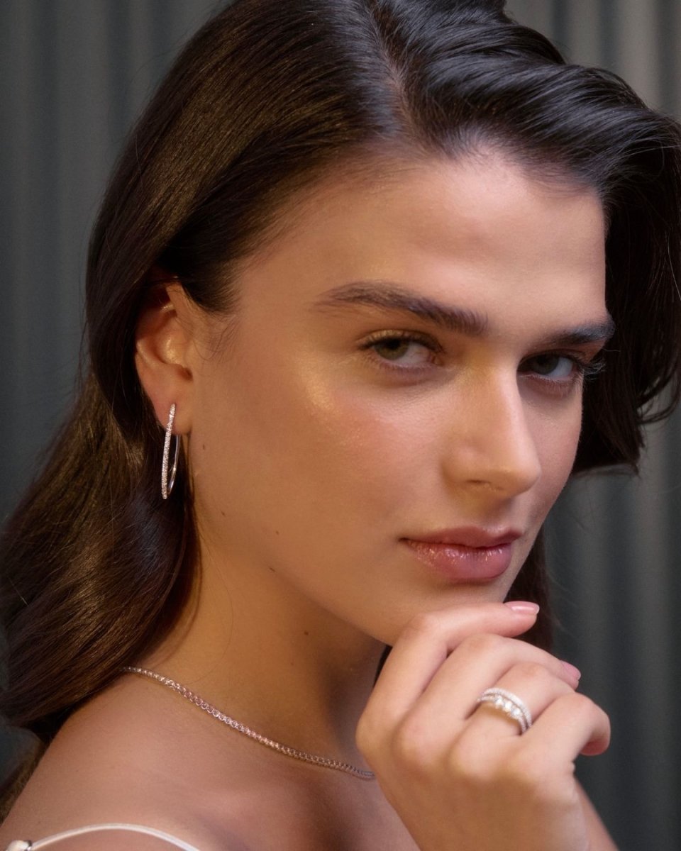 Orecchini Ovali in Oro Bianco 14K con Zirconi Pavé - GIOIELLO ITALIANO