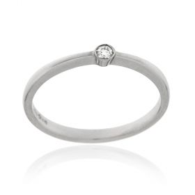 Solitaire ring with 0.04 diamond | Gioiello Italiano