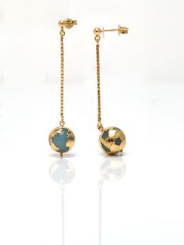 14k yellow gold "WE" earrings with milk aquamarine | Gioiello Italiano